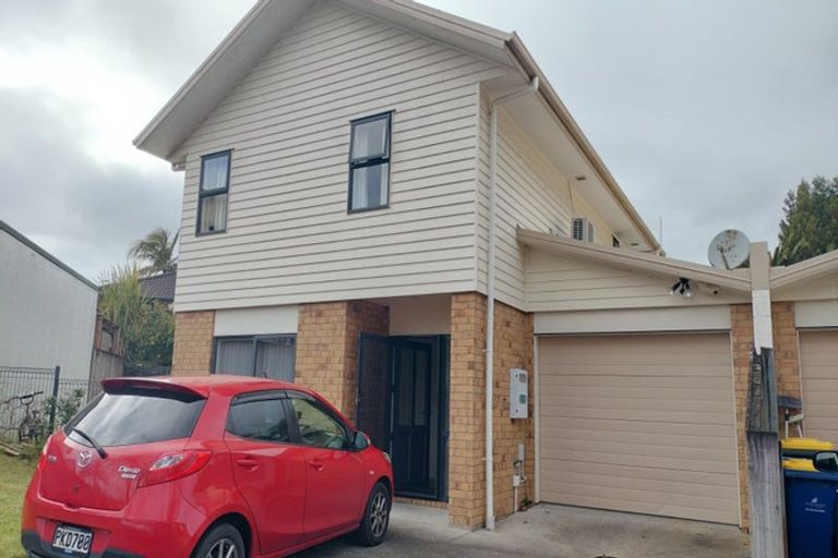 Photo of property in 18 Pyramid Place, Glen Eden, Auckland, 0602