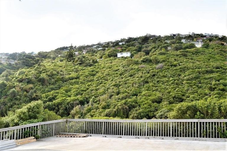 Photo of property in 136 Curtis Street, Northland, Wellington, 6012