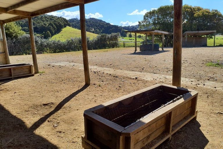 Photo of property in 558 Helmsdale Road, Waipu, 0582