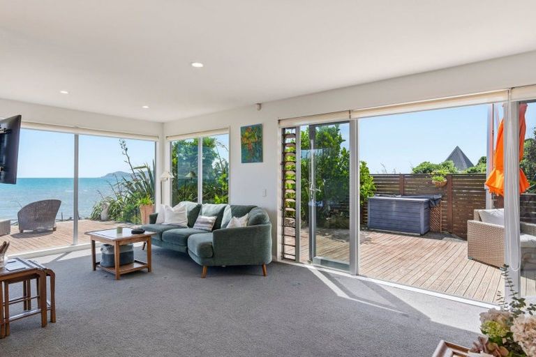 Photo of property in 60 The Esplanade, Raumati South, Paraparaumu, 5032