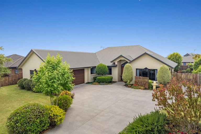 Photo of property in 15 Norfolk Drive, Cambridge, 3434