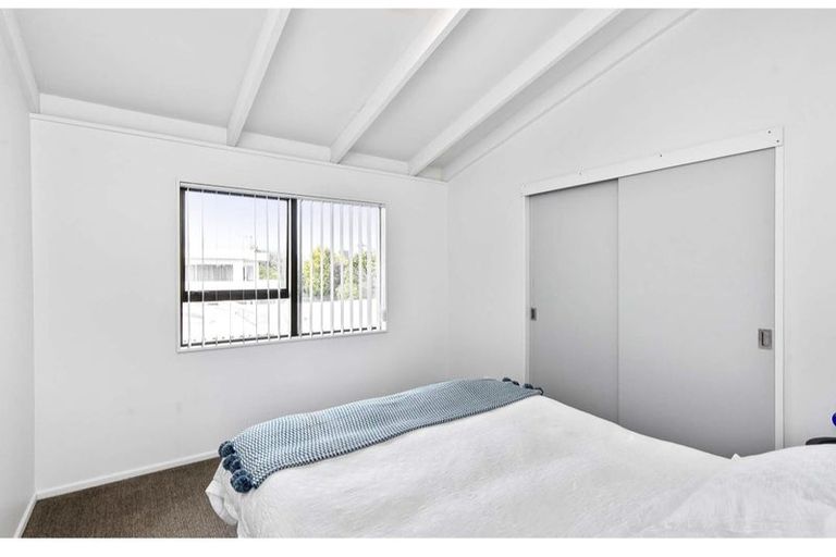 Photo of property in 114a Seaview Road, Paraparaumu Beach, Paraparaumu, 5032