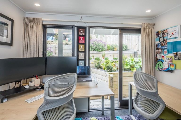 Photo of property in 8 Kea Street, Waikanae, 5036