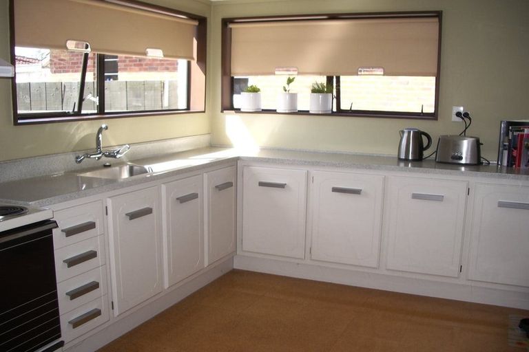 Photo of property in 1/64 Hoteo Avenue, Papatoetoe, Auckland, 2025