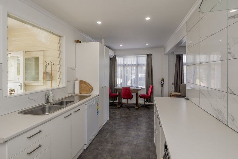 Photo of property in 21 Rutland Street, Levin, 5510