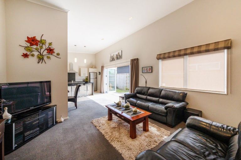 Photo of property in 10 Galea Grove, Kelvin Grove, Palmerston North, 4414