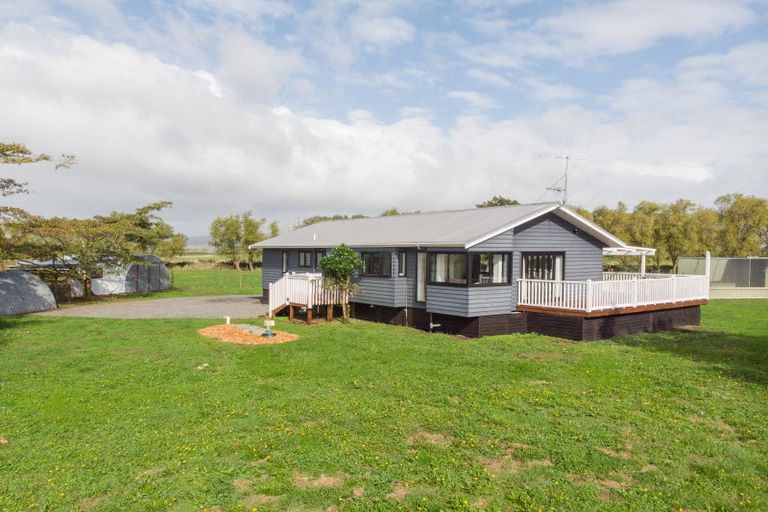 Photo of property in 230 Central Road, Waitakaruru, Thames, 3576