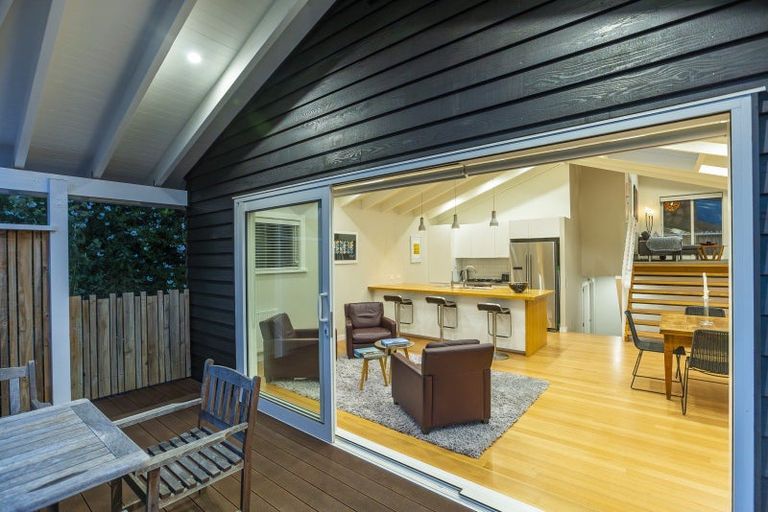 Photo of property in 2 Ludlam Street, Seatoun, Wellington, 6022