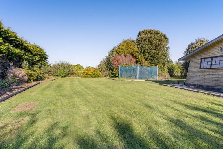 Photo of property in 8 Muggeridge Road, Manutahi, Patea, 4598