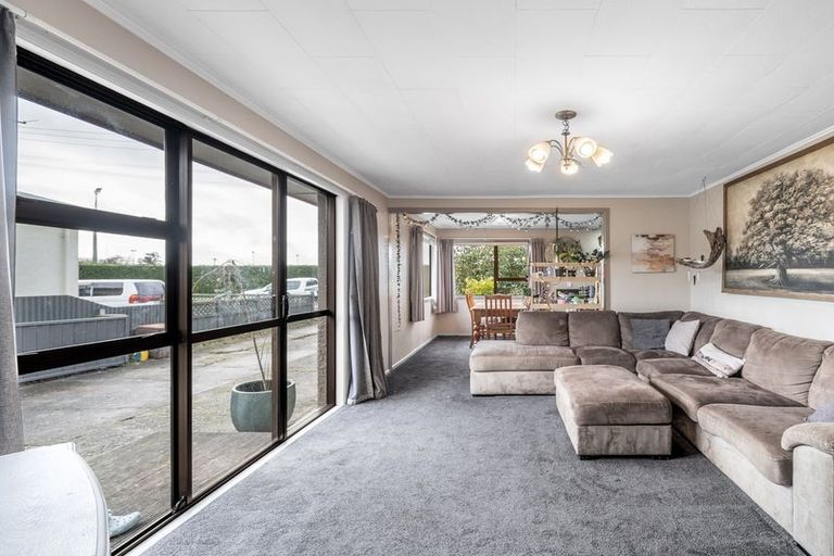 Photo of property in 8 Mackenzie Street, Winton, 9720