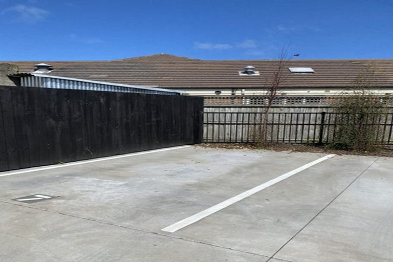 Photo of property in 7/27 Bartlett Street, Riccarton, Christchurch, 8011