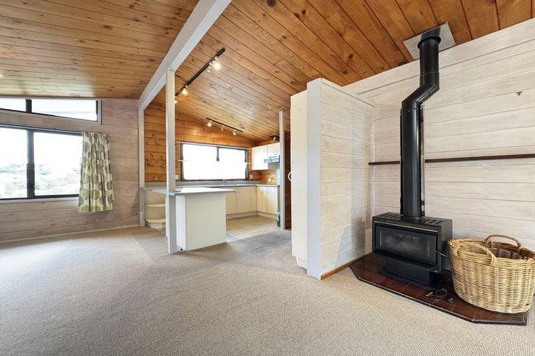 Photo of property in 166 Mitchell Street, Brooklyn, Wellington, 6021