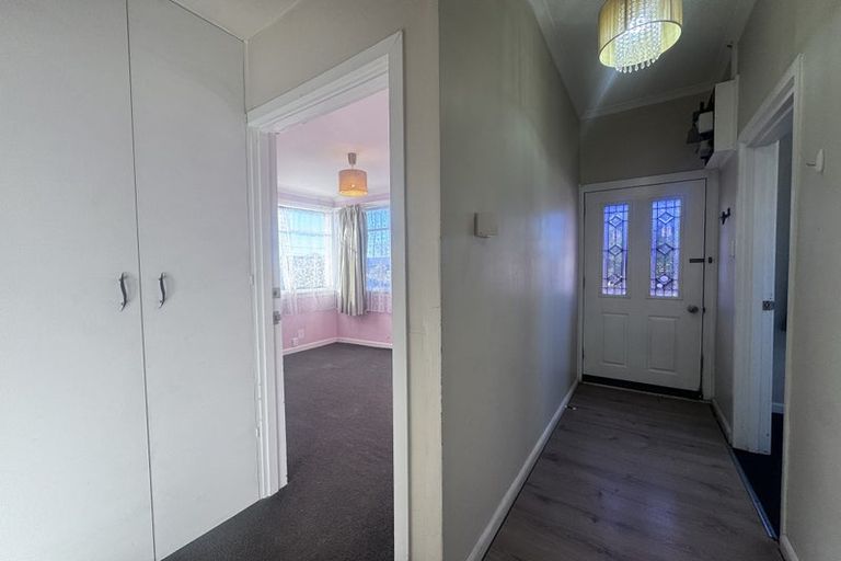 Photo of property in 50 Seymour Street, Hornby, Christchurch, 8042