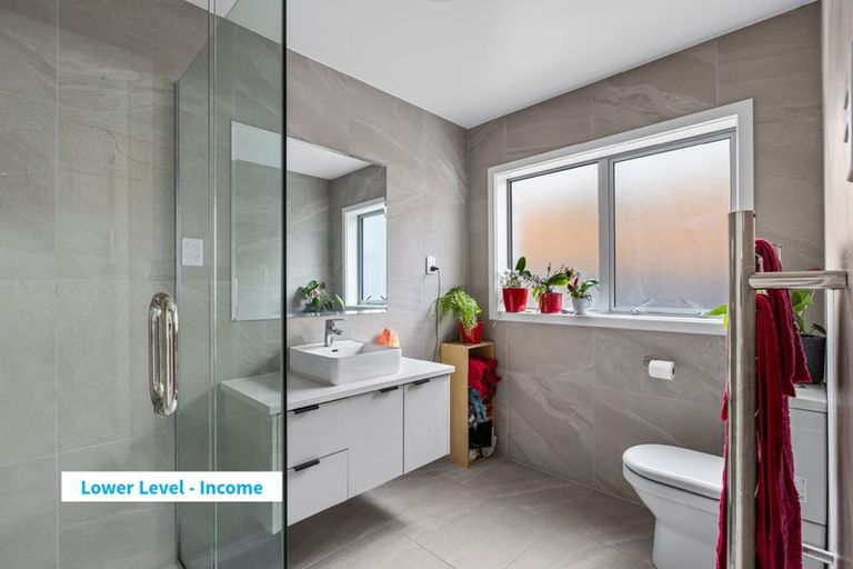 Photo of property in 60 Godfrey Drive, Orewa, 0931