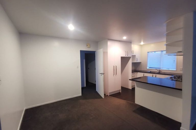 Photo of property in 3/77 Matipo Street, Riccarton, Christchurch, 8041