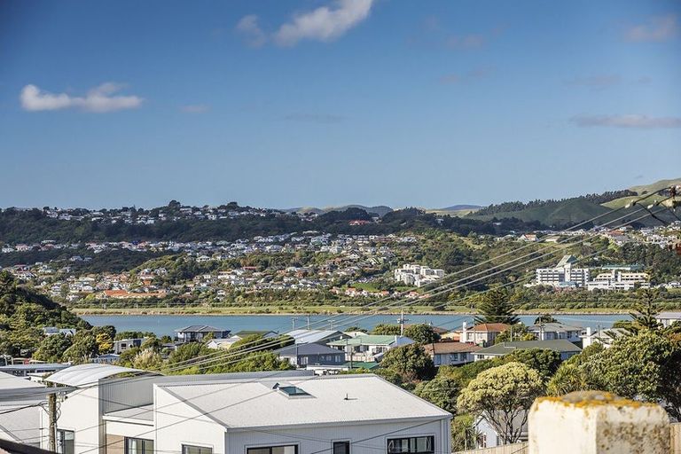 Photo of property in 16 Tuki Street, Titahi Bay, Porirua, 5022