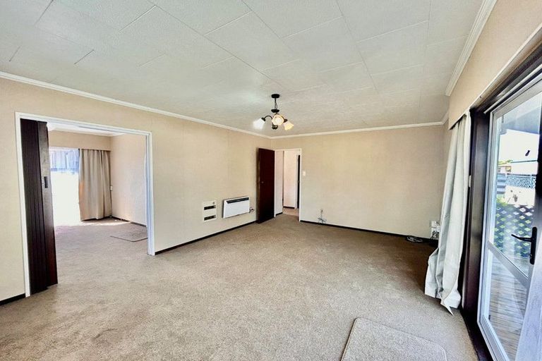 Photo of property in 9 Hinton Road, Taradale, Napier, 4112