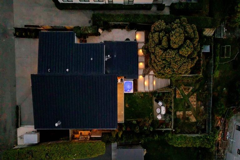 Photo of property in 287 Cannon Hill Crescent, Mount Pleasant, Christchurch, 8081