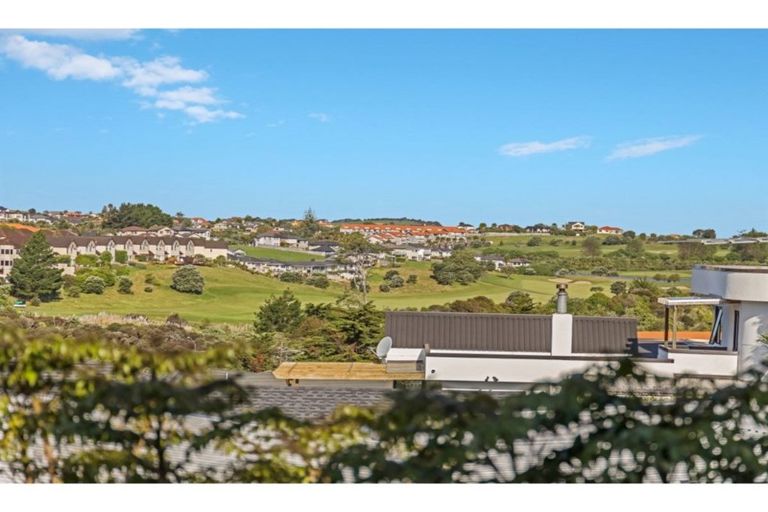Photo of property in 19 Javelin Close, Gulf Harbour, Whangaparaoa, 0930
