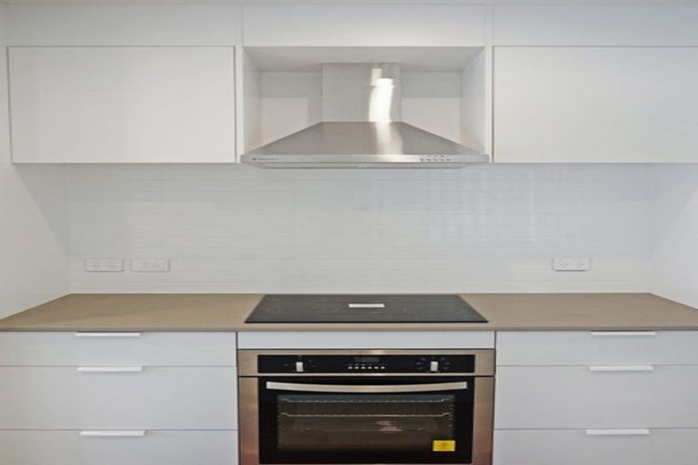 Photo of property in 6/27 Main Road, Wainuiomata, Lower Hutt, 5014