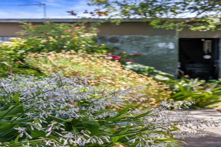 Photo of property in 87 Aorangi Road, Bryndwr, Christchurch, 8053