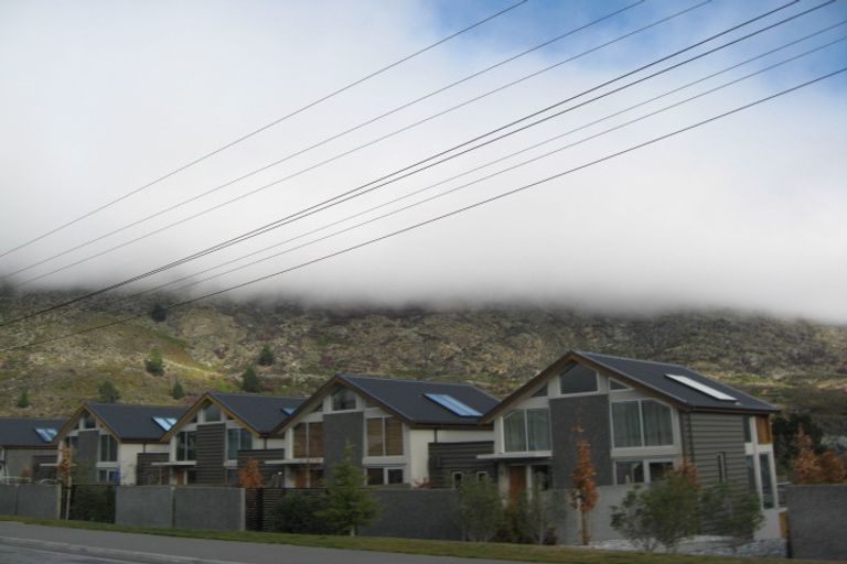 Photo of property in 9/8 Humphrey Street, Frankton, Queenstown, 9300
