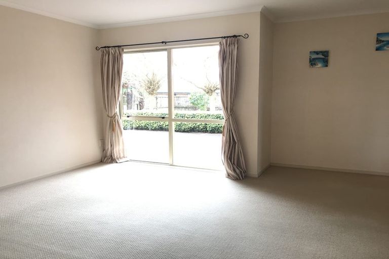 Photo of property in 187 Old Farm Road, Hamilton East, Hamilton, 3216