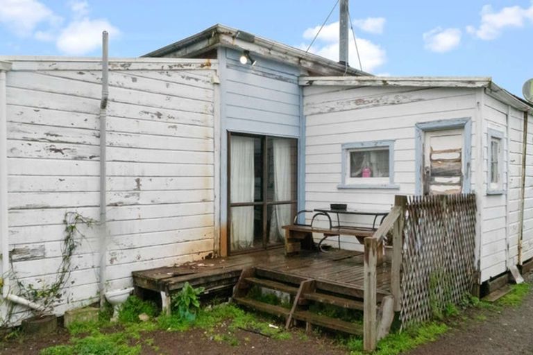 Photo of property in 33 Lucknow Street, Wairoa, 4108