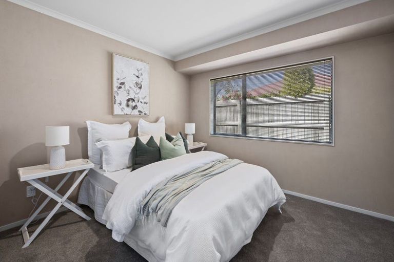 Photo of property in 15 Frame Place, Owhata, Rotorua, 3010