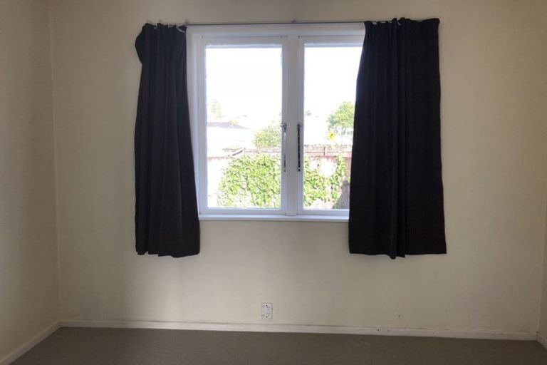 Photo of property in 1/25 Don Buck Road, Massey, Auckland, 0614