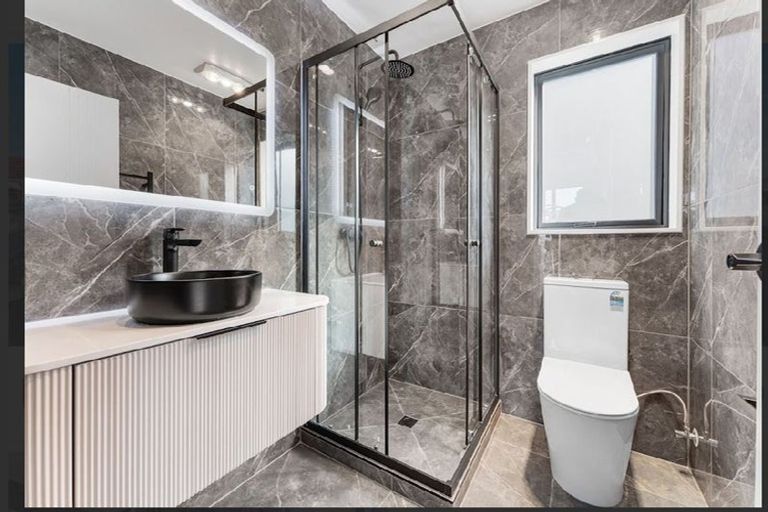 Photo of property in 4b Allen Street, Mangere East, Auckland, 2024