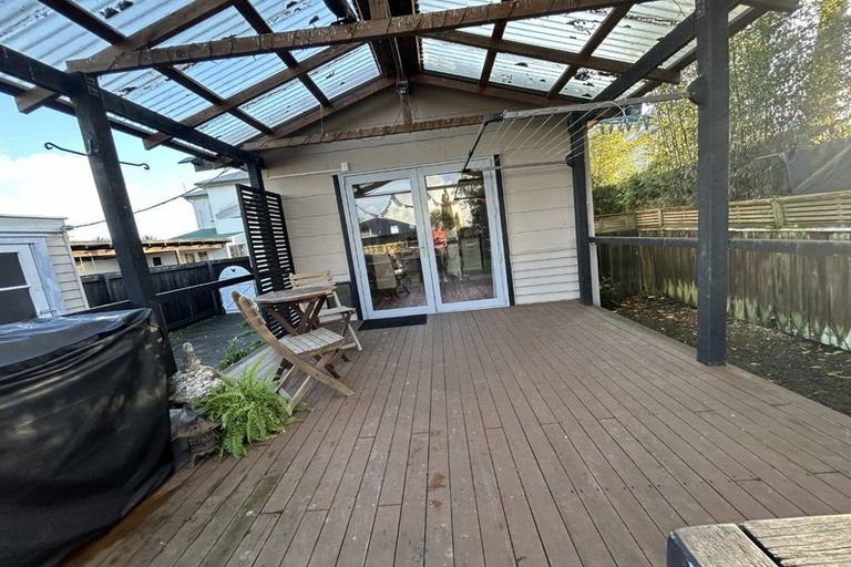 Photo of property in 77a Russell Street, Westport, 7825