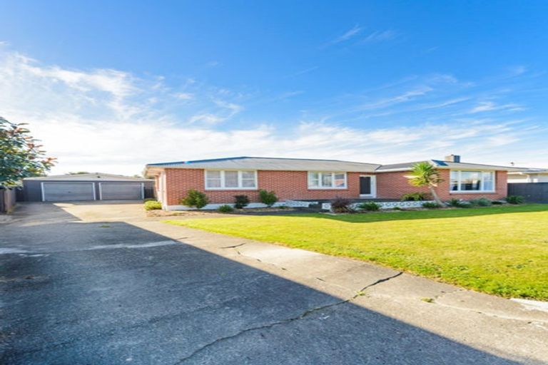 Photo of property in 3 Sefton Avenue, Highbury, Palmerston North, 4412