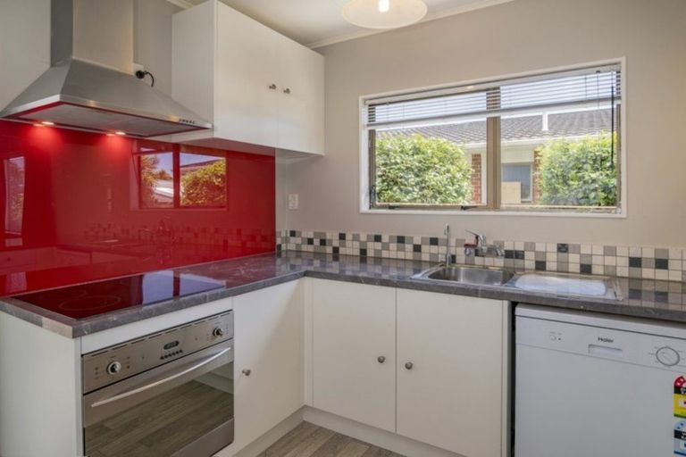 Photo of property in 2/30 Leicester Street, Stoke, Nelson, 7011