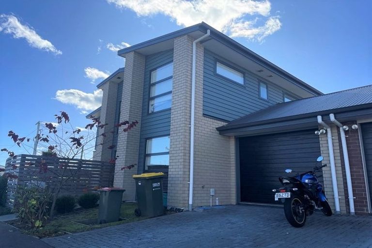 Photo of property in 54u4 Helena Road, Hillcrest, Hamilton, 3216