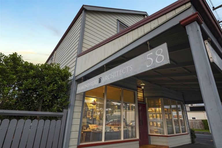 Photo of property in 58 Calliope Road, Stanley Point, Auckland, 0624