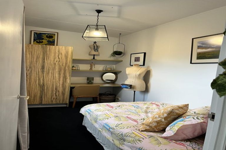 Photo of property in 15a Sea View Terrace, Cockle Bay, Auckland, 2014