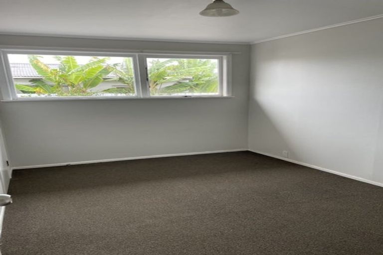 Photo of property in 5 Julian Place, Otara, Auckland, 2023