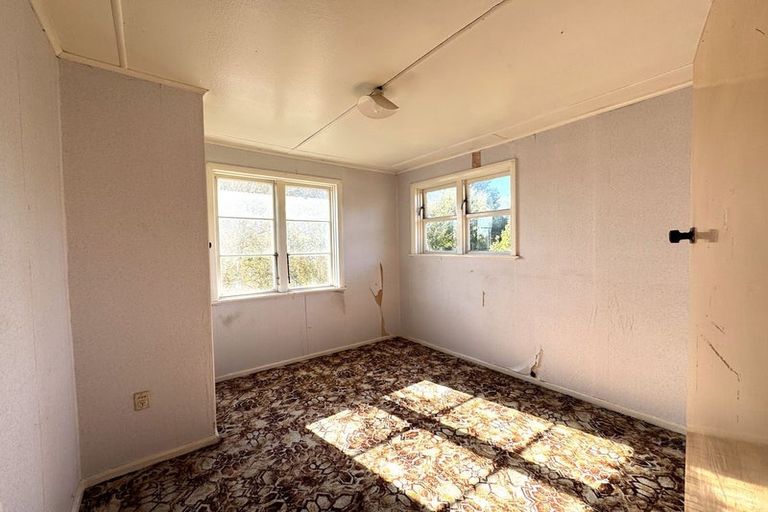 Photo of property in 1 Market Street, Kaitangata, 9210