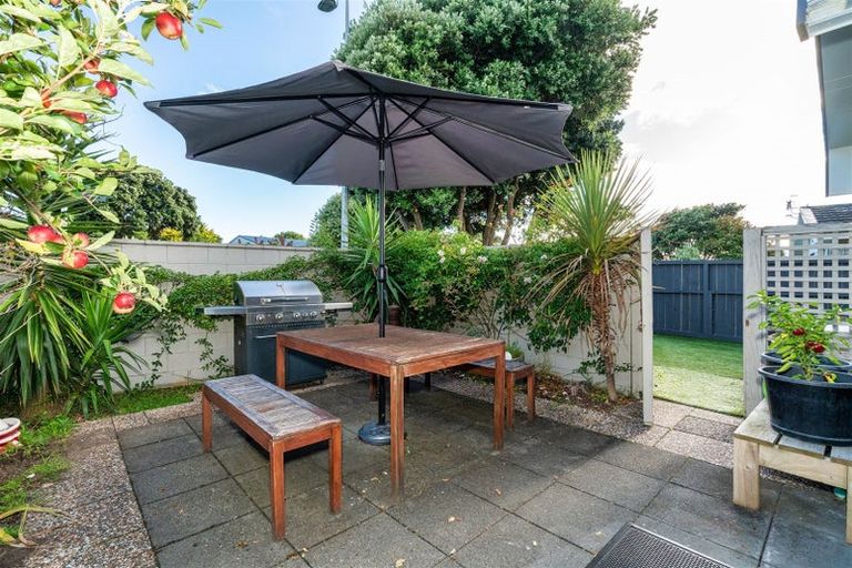 Photo of property in 9a Olive Terrace, Paraparaumu Beach, Paraparaumu, 5032