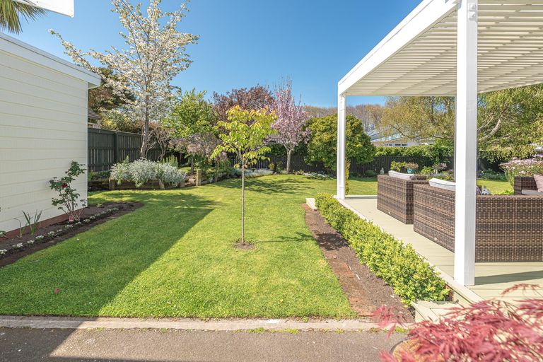 Photo of property in 105 Liverpool Street, College Estate, Whanganui, 4500