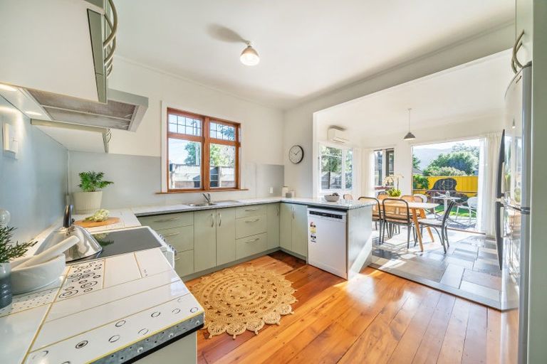 Photo of property in 53 Palmer Crescent, Silverstream, Upper Hutt, 5019