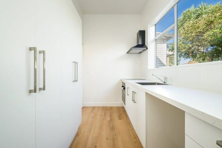 Photo of property in 215 Olliviers Road, Linwood, Christchurch, 8011