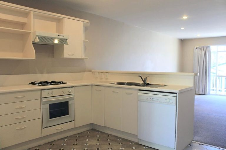 Photo of property in Colombo St Apartments, 2/10 Colombo Street, Newtown, Wellington, 6021