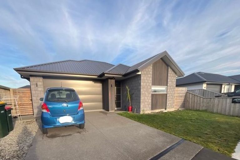 Photo of property in 14 Marcoola Drive, Rolleston, 7614