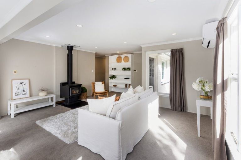 Photo of property in 39 Hurunui Street, Cracroft, Christchurch, 8025