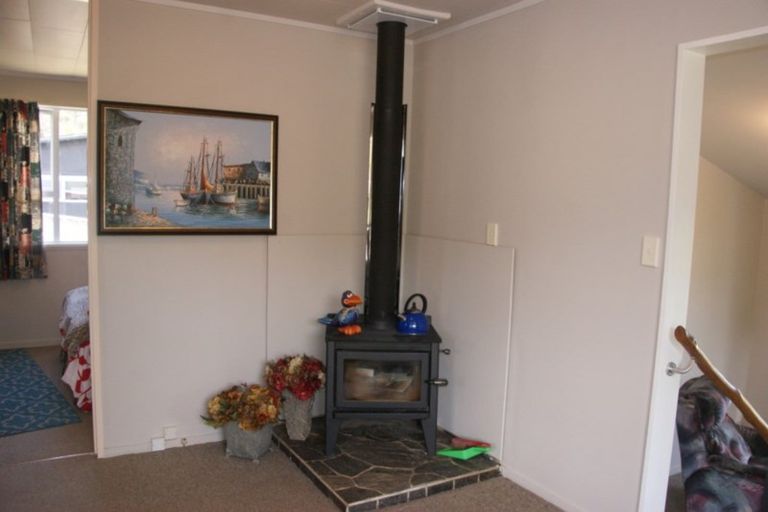 Photo of property in 6035a Christchurch Akaroa Road, Duvauchelle, 7581