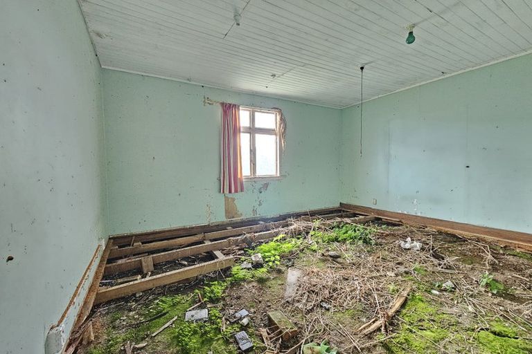 Photo of property in 137 Bright Street, Cobden, Greymouth, 7802