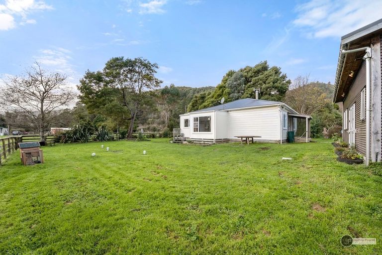 Photo of property in 420 Whitemans Valley Road, Whitemans Valley, Upper Hutt, 5371