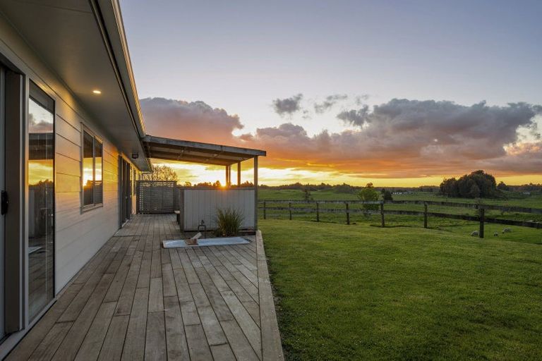 Photo of property in 1168 Oturoa Road, Hamurana, Rotorua, 3072